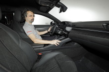 Peugeot 508 SW GT Line blanche vue des places avant journaliste Didier RIC Largus.fr