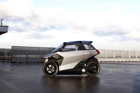Peugeot EU-LIVE scooter hybride à 4 roues vue de profil
