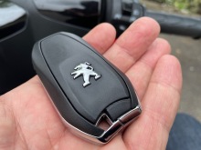peugeot metropolis sans clé