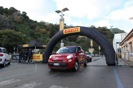 Sur route sèche ou humide, le comportement du Pirelli Cinturato All Season se rapproche de celui d'un pneu été.
