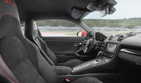 porsche cayman gts intérieur