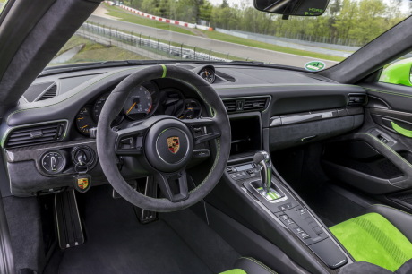 Porsche 911 GT3 RS verte Pack Weissach circuit intérieur