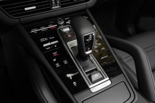 Le Cayenne hybride 2018 propose quatre modes de conduite. L'Hybrid Auto sera le plus usité.