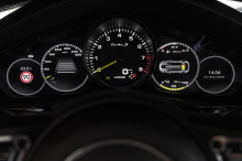 Porsche Cayenne Turbo S E-Hybrid coupé 2019 console centrale