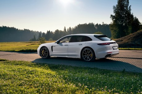 Porsche Panamera D 233 J 224 10 Ans Et Une Future Version Coup 233