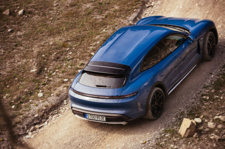 Porsche taycan cross turismo off road