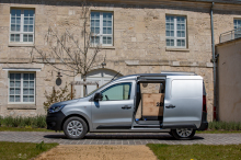 Largeur ouverture porte latérale coulissante renault