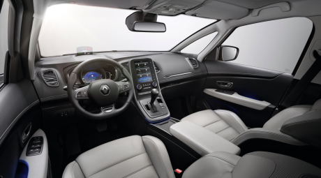 Renault Scenic 2018 planche de bord