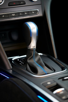 Renault Mégane GT 2016 vue levier de vitesse