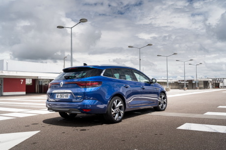 renault megane 4 hybride rechargeable vue arriere