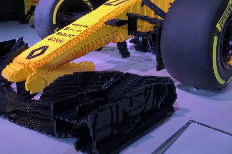 Renault F1 R.S.17 Lego