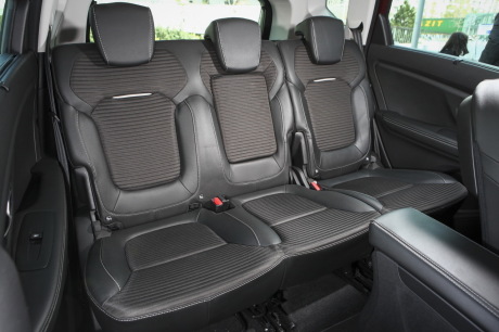 Renault Scénic 4 2016 banquette arrière