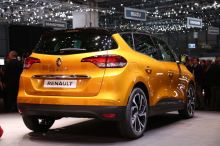 Renault Scénic jaune 2016 au salon de Genève vue arrière droite