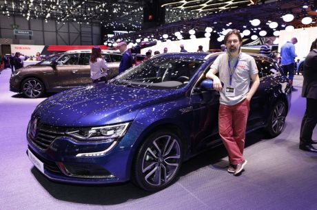Renault Talisman Estate bleue vue avant