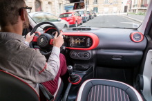 Renault Twingo 2019 rouge int̮̩rieur