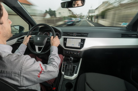 Seat Arona Xcellence blanc vue embarquée