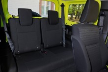 Suzuki Jimny 4 places