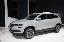 Skoda Karoq vue avant gris