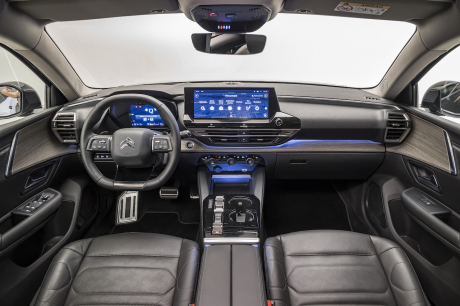 Citroën C5 X 2021 planche de bord