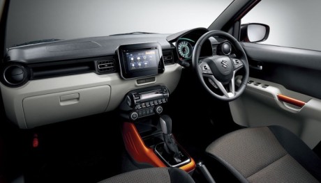 Suzuki Ignis 2015 planche de bord