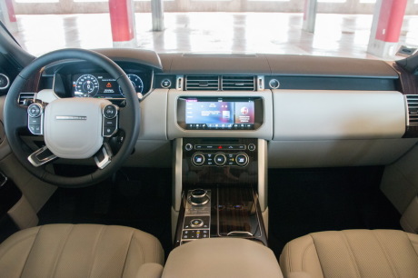 Land Rover Range Rover planche de bord