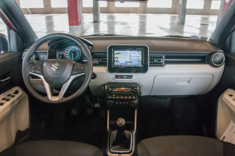 Suzuki Ignis planche de bord
