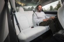 tesla model 3 places arriere