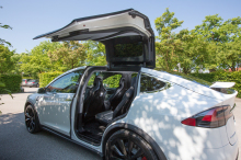 tesla model x défauts falcon wing