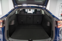 tesla model Y 2021 coffre