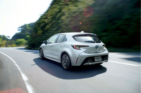 Toyota Corolla 2019 vue arriÚre blanche