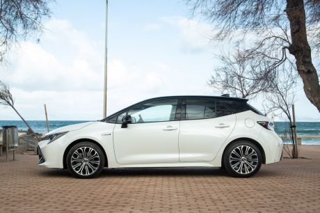 Toyota Corolla 122h (2019)