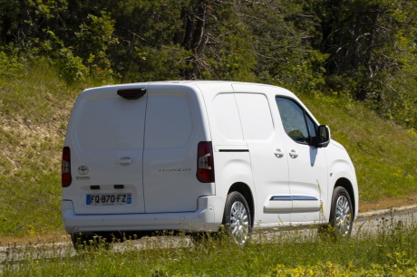 essai Toyota Proace City 1.5 D-4D 100
