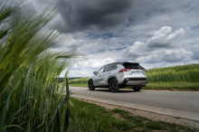 Toyota RAV4 4x2 Коллекция 218 л.с.