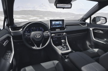 Navigation GPS, camÃÆÃâÃâéra 360̢̮â¬Å¡Ãâð, chargeur par induction et sellerie cuir chauffante viennent en 3e niveau Lounge.