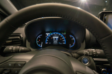 toyota yaris cross 2021 compteurs
