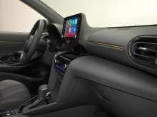 toyota yarix cross adventure 2021 interieur