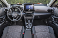 yaris cross planche de bord