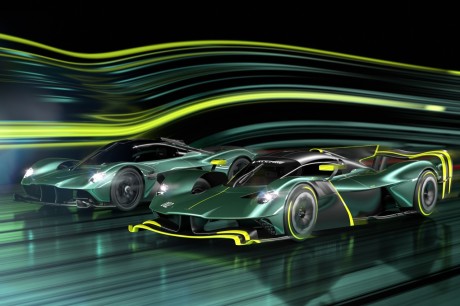 Aston Martin Valkyrie AMR Pro et standard
