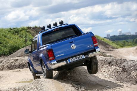 vue arrière Volkswagen Amarok (2016)