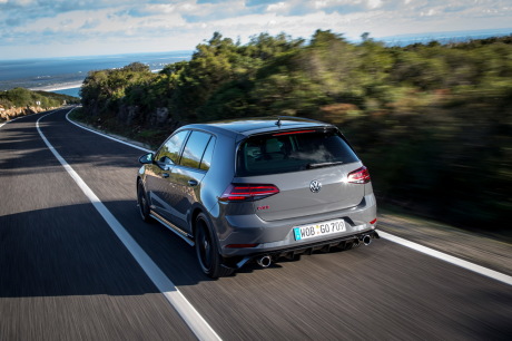 golf GTI TCR 2019 vue arriÃÆÃâÃâŠÃ¡re