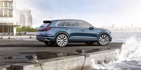 Volkswagen T-Prime concept GTE (2016) vue arrière bleu