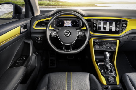 Volkswagen T-Roc jaune tableau de bord