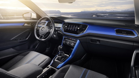 Volkswagen T-Roc bleu planche de bord