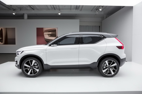 Vue de profil du concept volvo 40.1