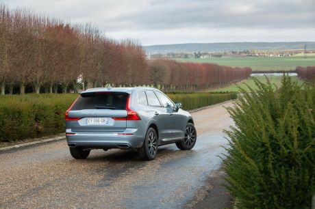 volvo xc60 2019