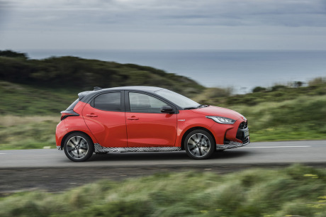 nouvelle toyota yaris hybride