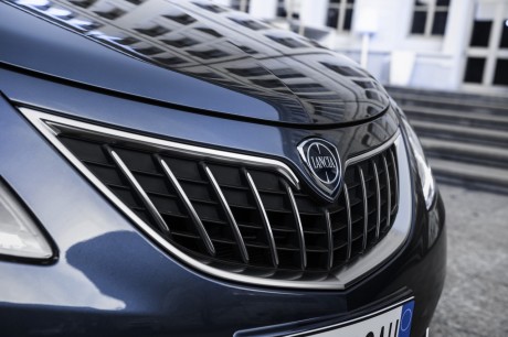 Lancia Ypsilon calandre