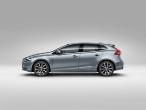 volvo 40 2017