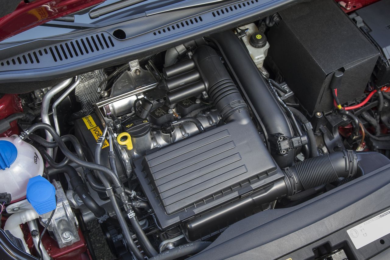 6 подкапотное. 9 дизель. 0 дизель. двс фольксваген кадди 1. 0 tdi vw caddy под капотом.