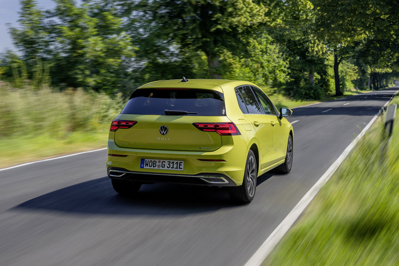 Photo 6 volkswagen golf 8 hybride rechargeable ventes 2021 Ventes